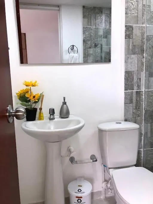 Paisa Charm Your Refuge In Medellín Apartamento